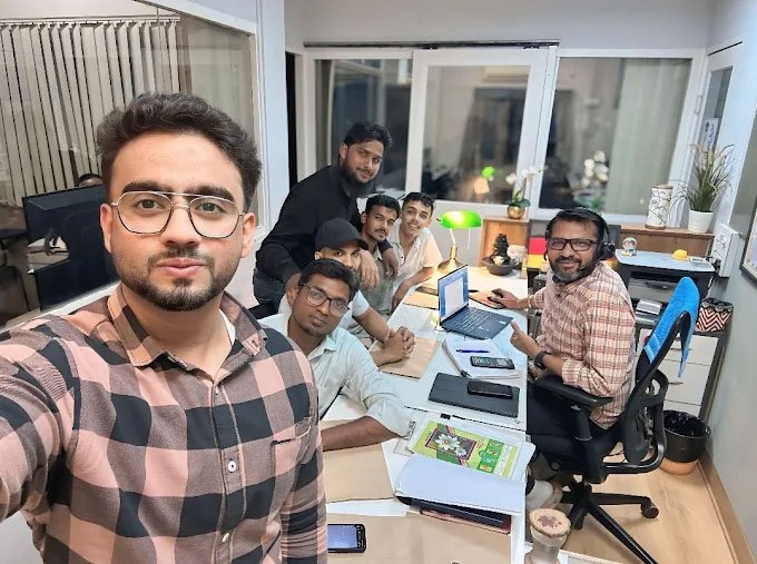 team-img